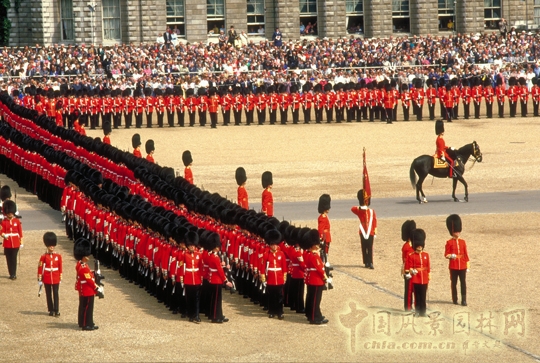 英國皇家騎兵衛隊閱兵場(chǎng) 中國風(fēng)景園林網(wǎng)