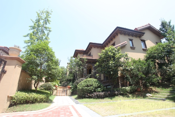 2015住宅景觀(guān)獎：洞庭湖國際公館一期別墅景觀(guān)綠化