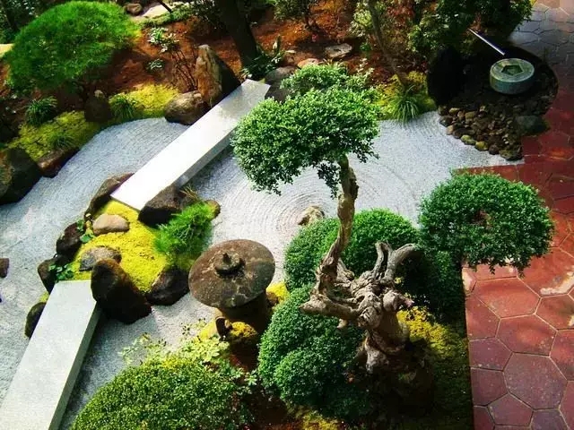 日式庭院 現實(shí)與抽象的結合