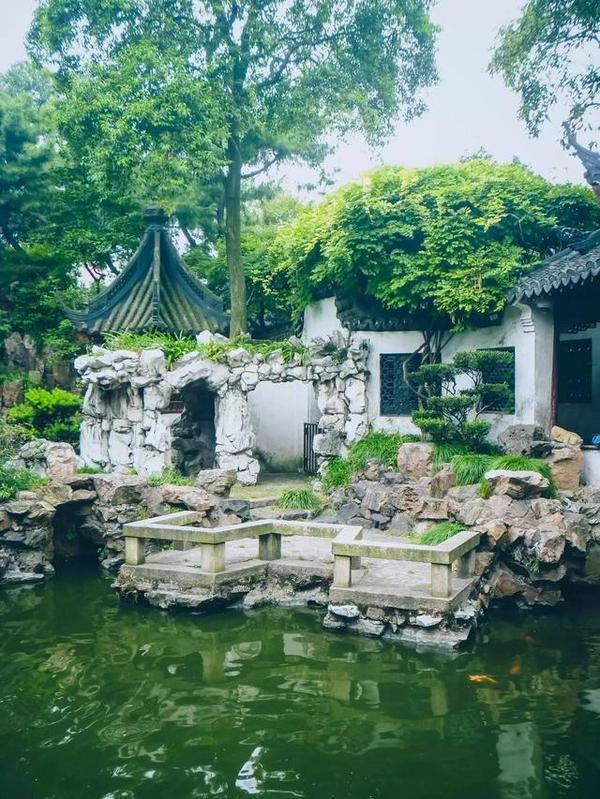 在江南古典園林豫園重拾上海的舊時(shí)光