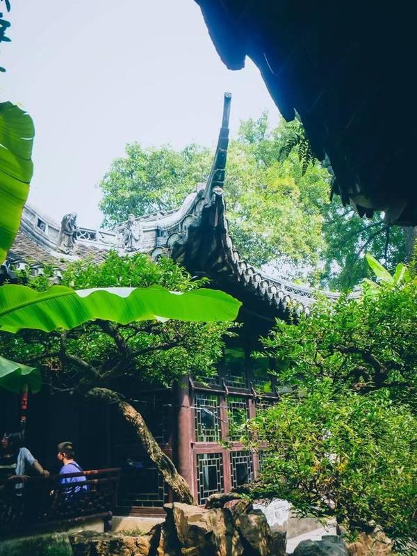 在江南古典園林豫園重拾上海的舊時(shí)光