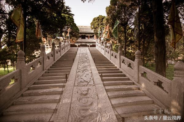 河南開(kāi)封千古名園禹王臺