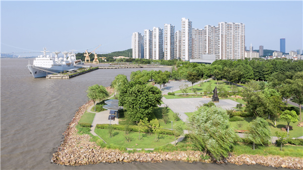 BAU建筑與城市設計事務(wù)所丨江陰市濱江公園