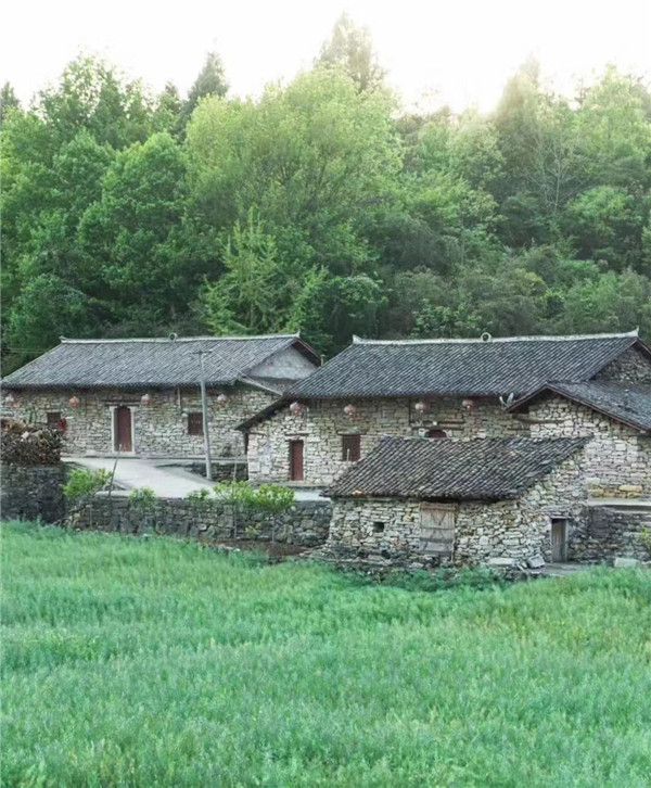 威奕勝景觀(guān)丨南岔灣百年石屋景觀(guān)