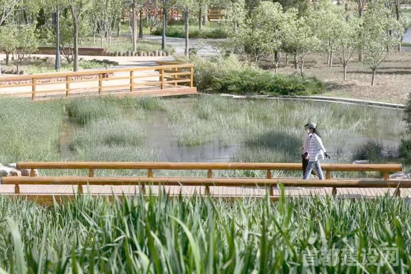工業(yè)遺跡變身北京首個(gè)“全域零碳公園”